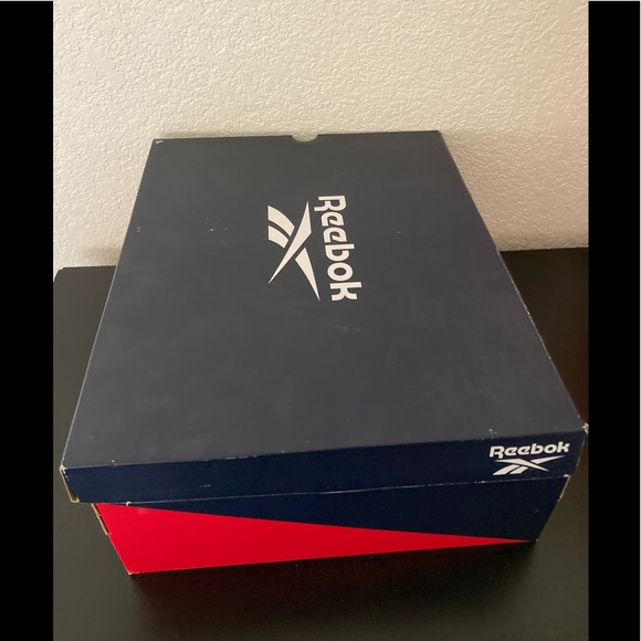 NEW MENS REEBOK CLASSIC SHOWER SLIDES SHOES SZ 12 EH0667 BLACK WITH SHOE BOX - Picture 8 of 9